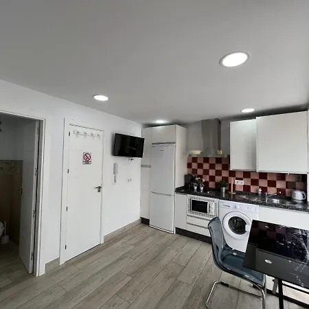 Cozy Studio Reina In Carihuela Carmen Torremolinos