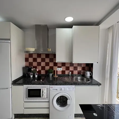 Apartment Cozy Studio Reina In Carihuela Carmen